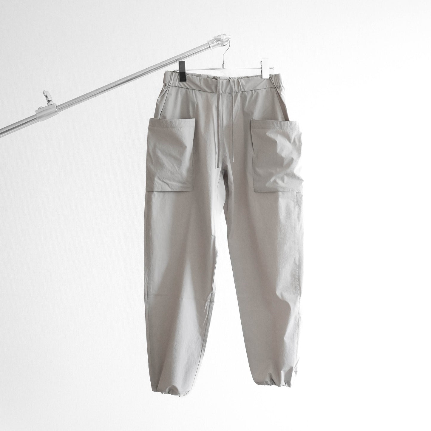 "RID SHELL PANTS / 2026 SPRING"