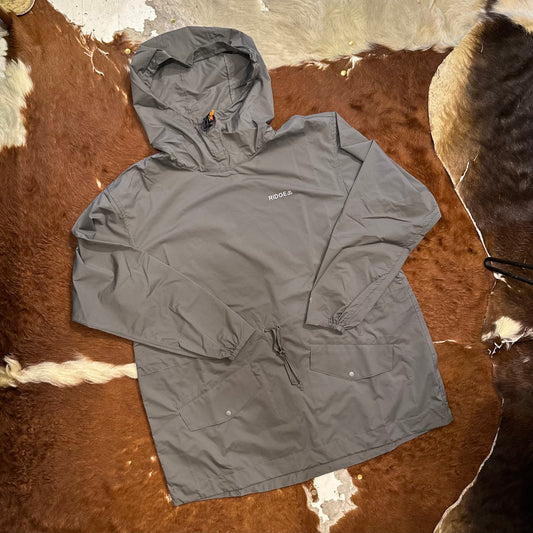 "MOUNTAIN SMOCK"