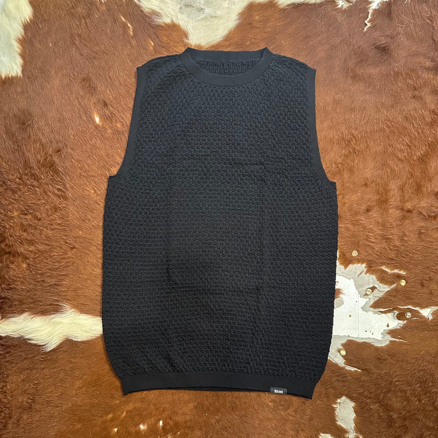 "WUNDER WEAR SEAMLESS SLEEVELESS"
