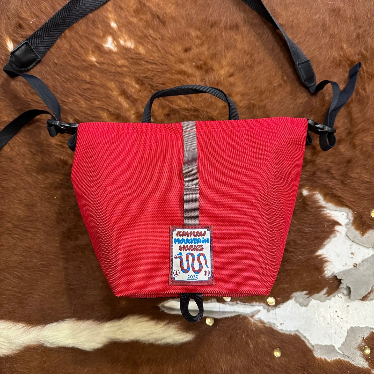 "2025 ZODIAC LIMITED EDITION / TABITIBI SNAKE"