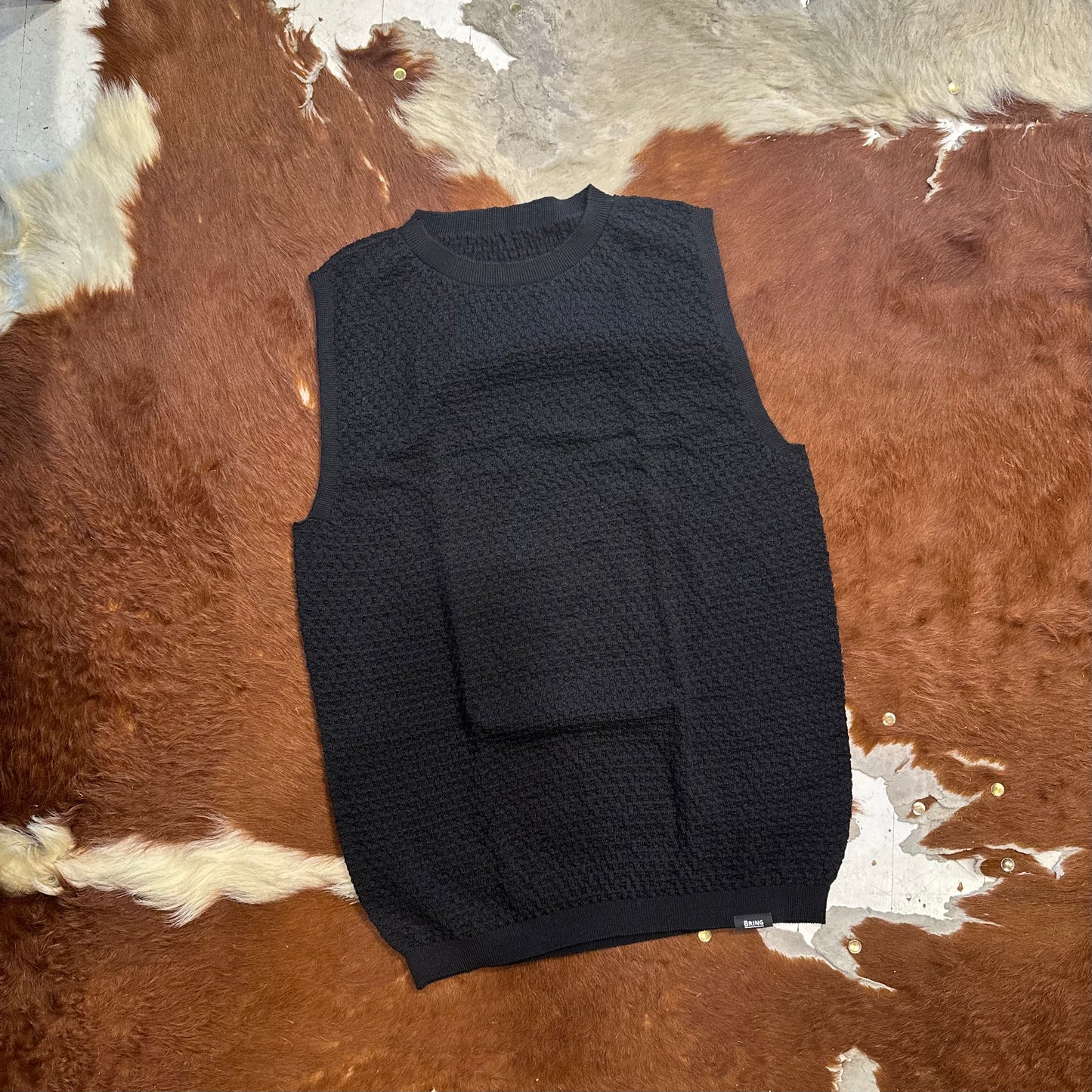 "WUNDER WEAR SEAMLESS SLEEVELESS"