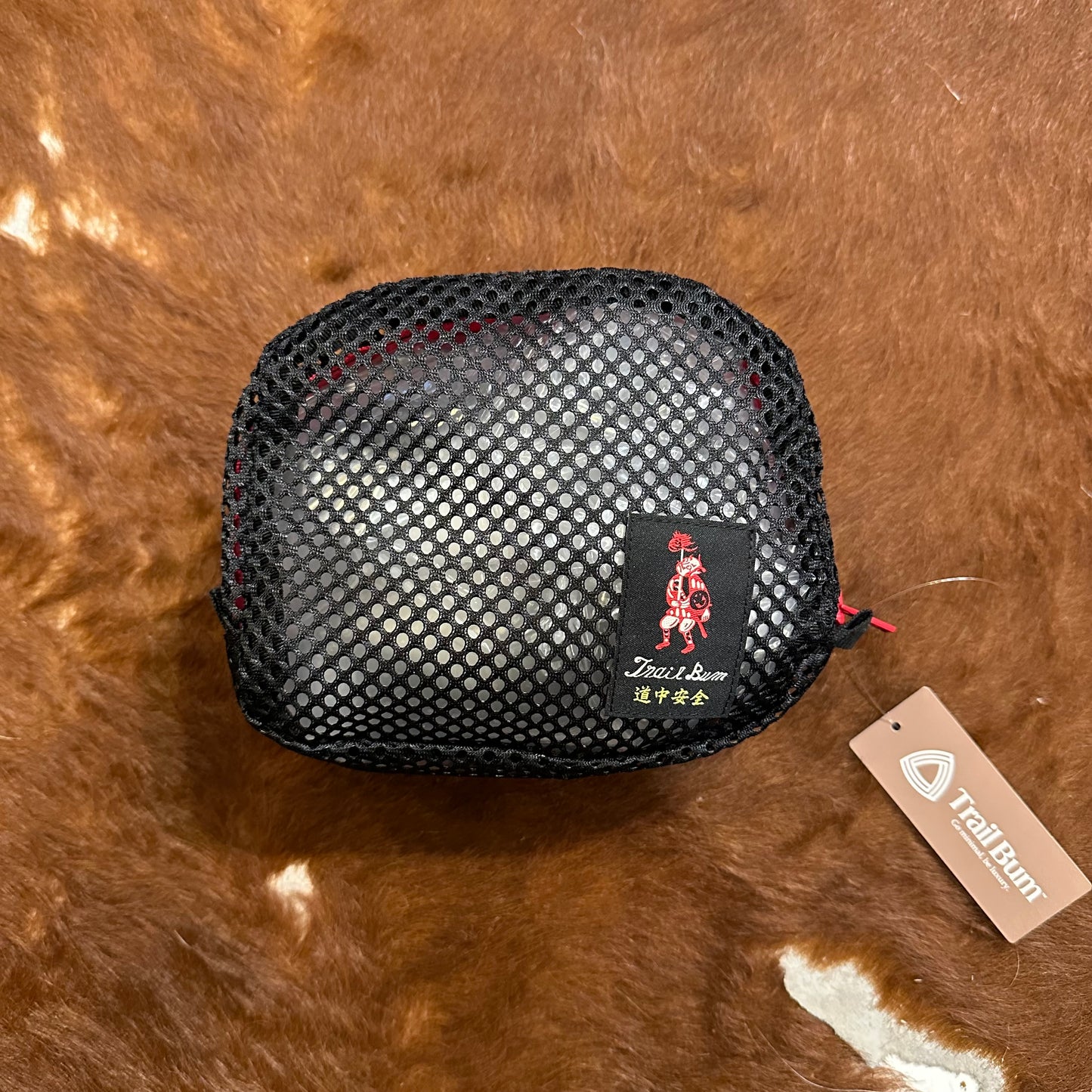 "MESH ZIP POUCH"