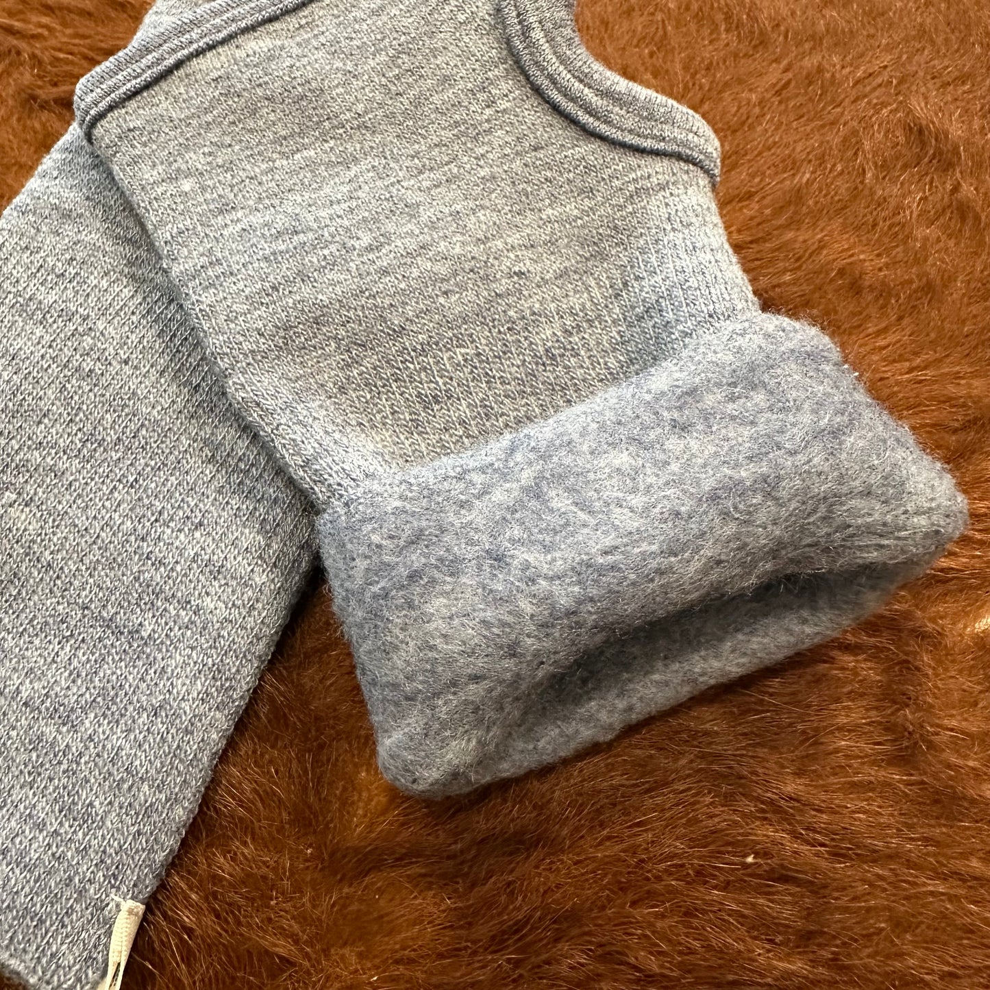 "ANTARCTICA WRIST GAITER"