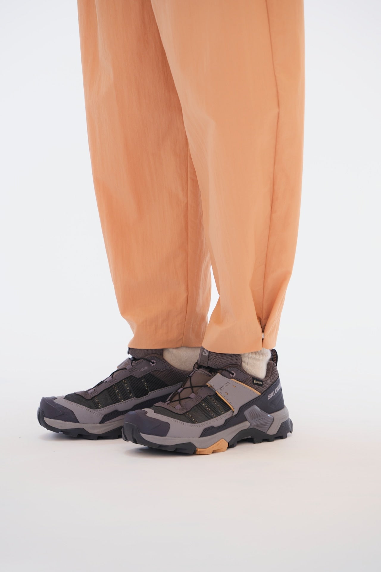 "YOHAKU BALL PANTS"