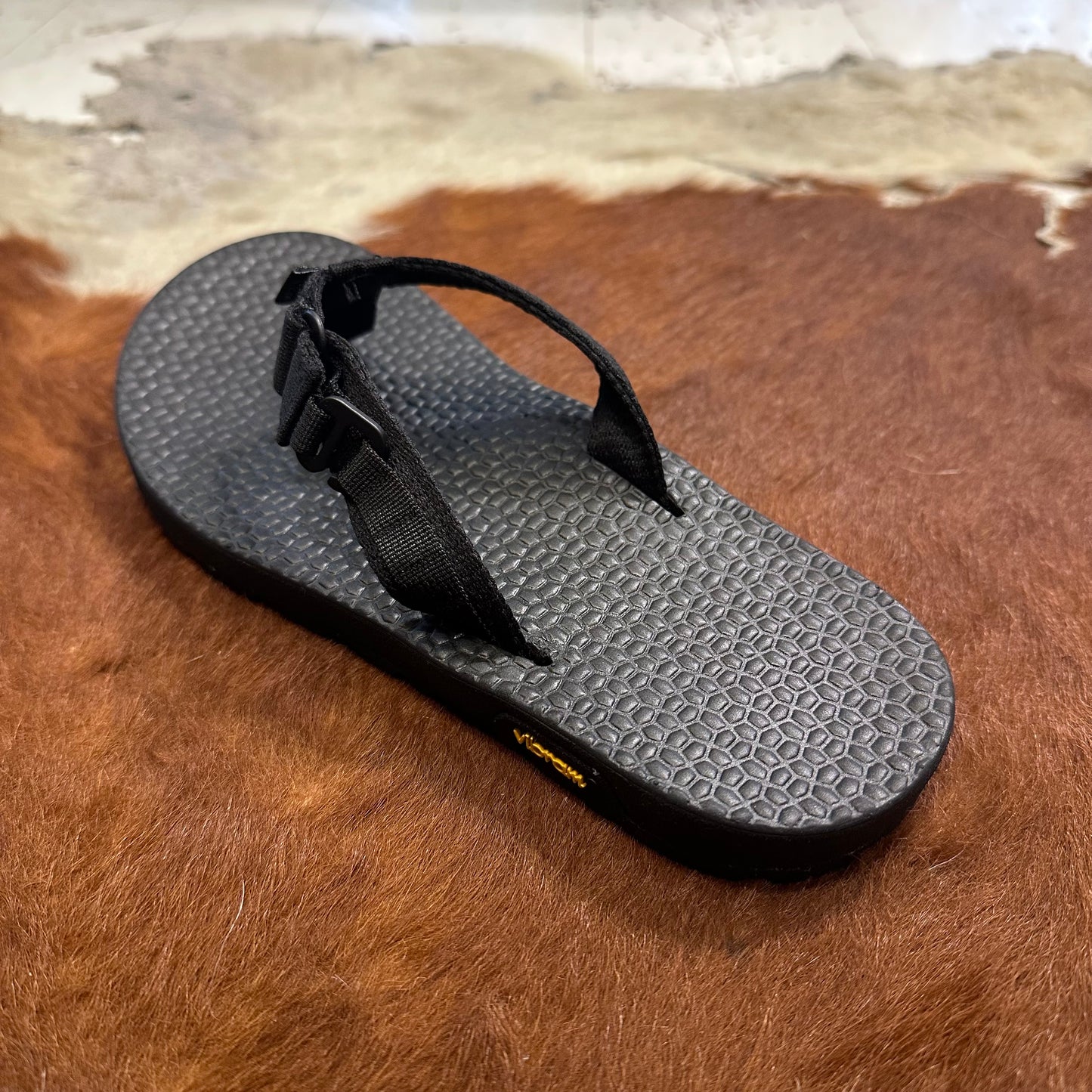 "FLIP FLOP / SYNTHETIC SPORT・PREMIUM NUBUCK LEATHER"