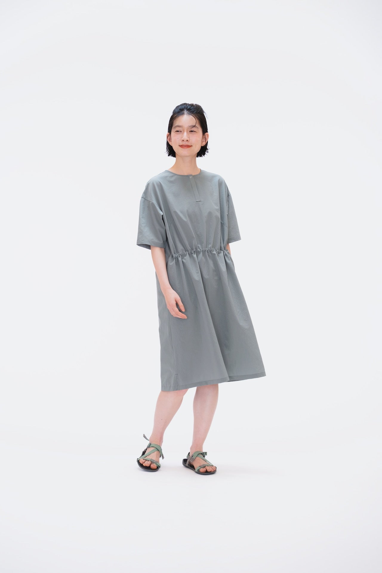 "HAU HUT ONE-PIECE"