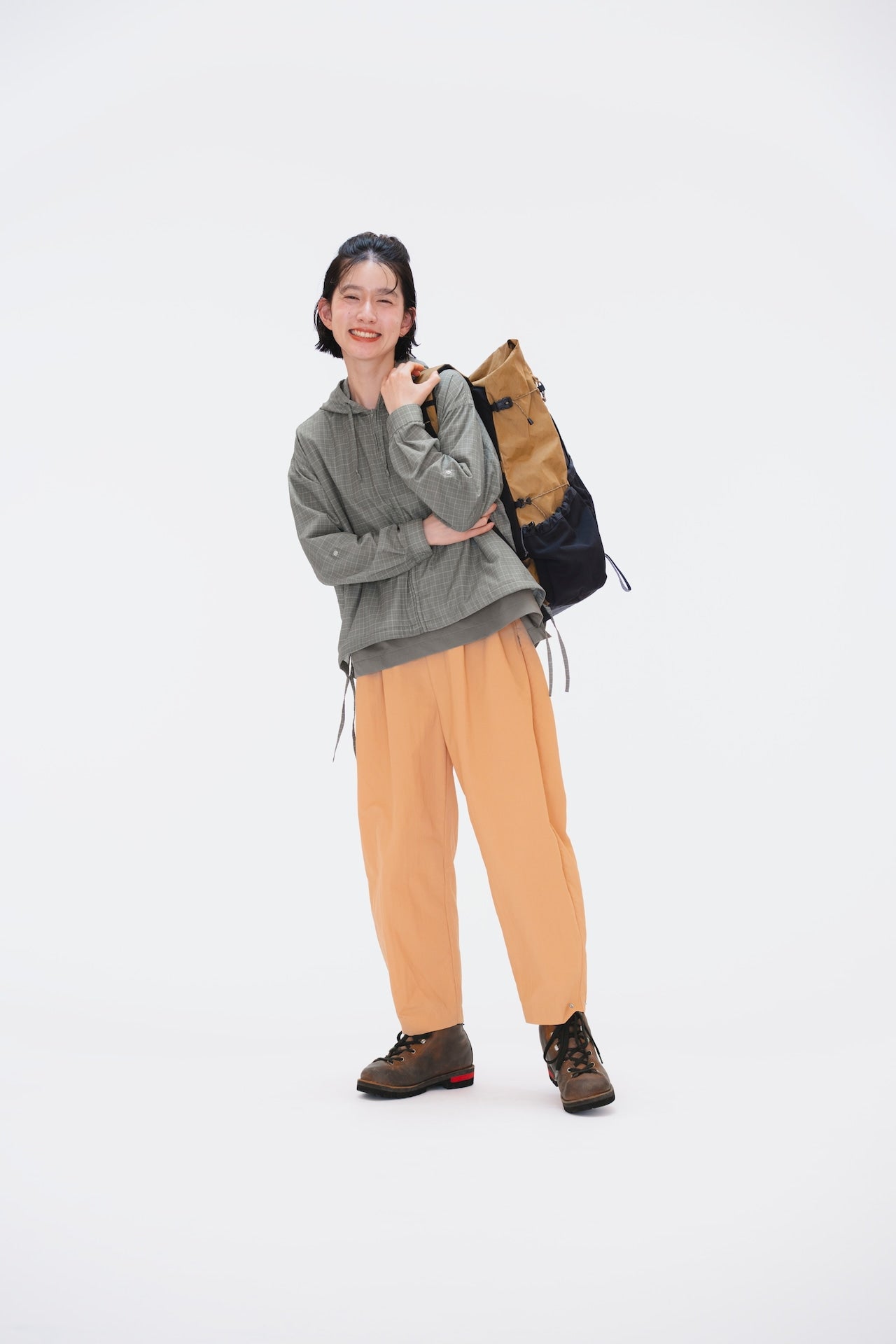 "YOHAKU BALL PANTS"