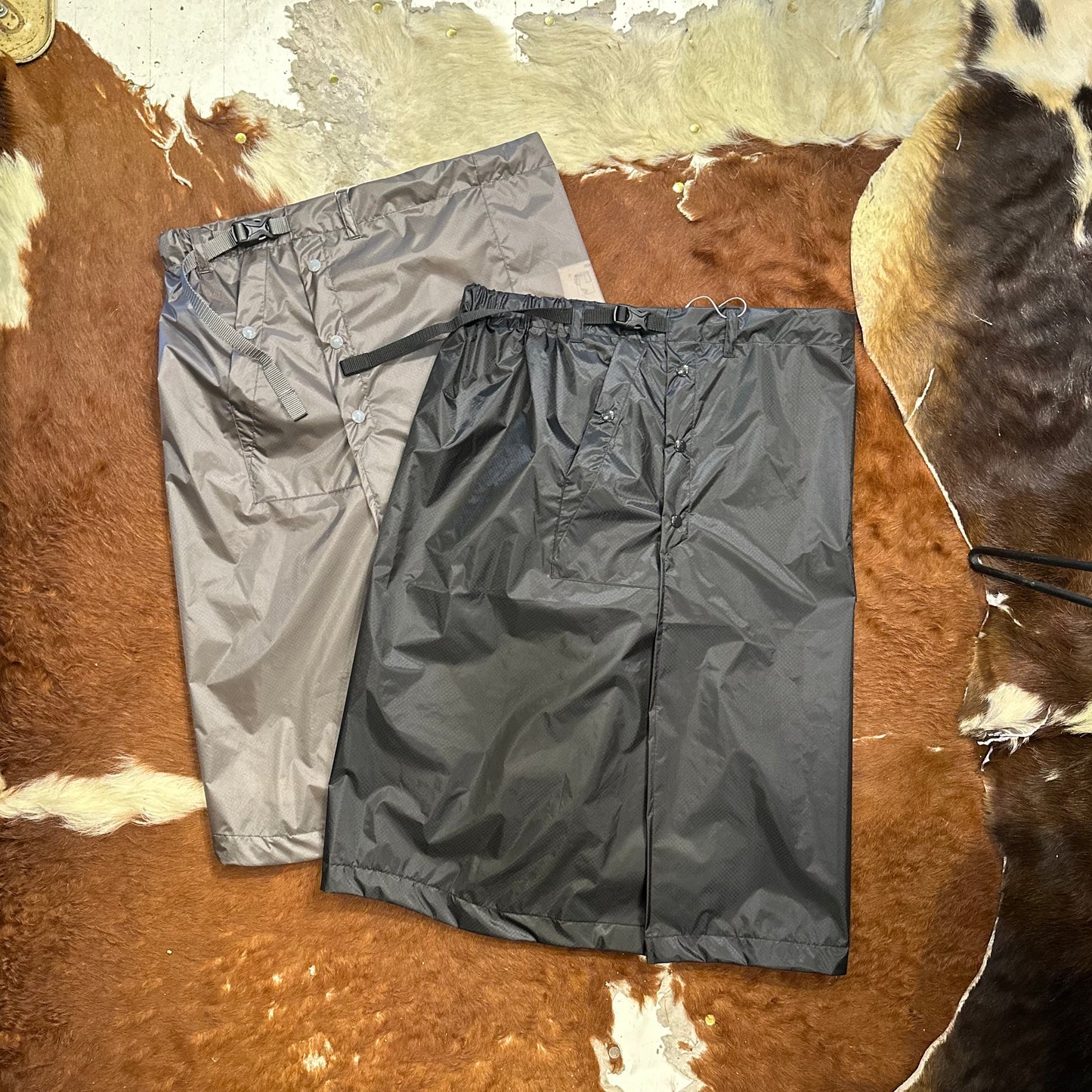 "WRAP SKIRT / SILNYLON"