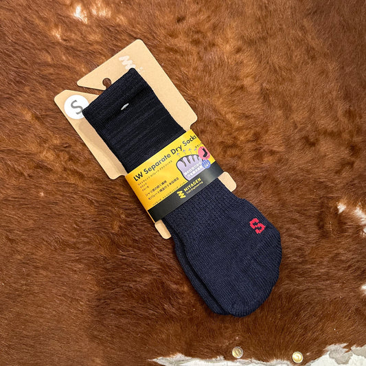 "LW SEPARATE DRY SOCKS / ROUND CREW LENGTH"