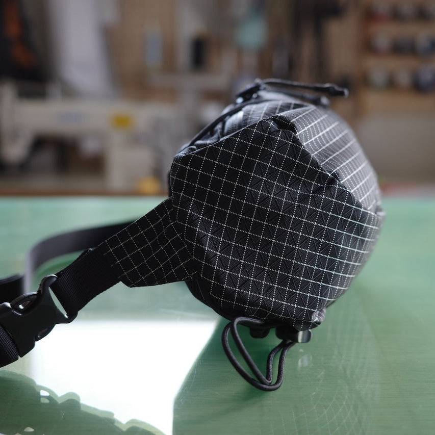 "TRAIL TANK FLIP LOCK / PATCH"