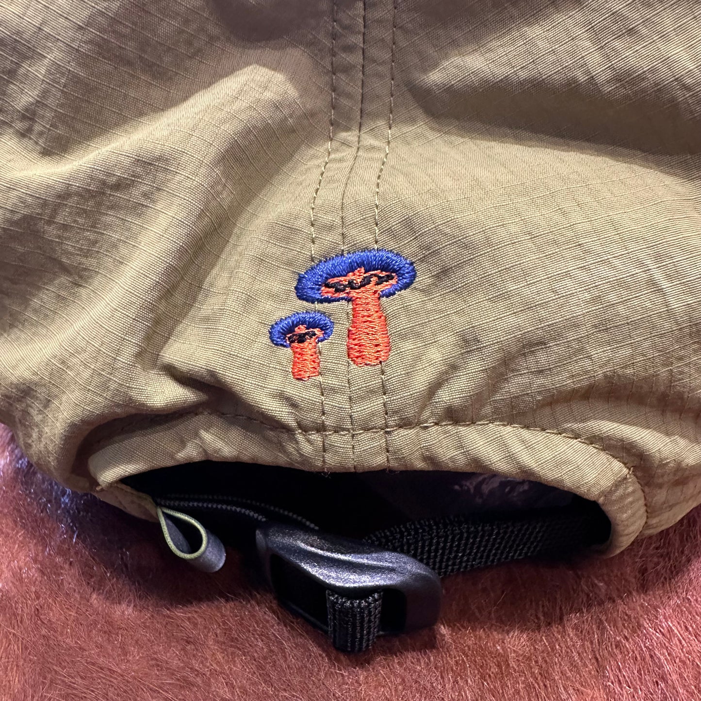"MUSH BEAR CAP"