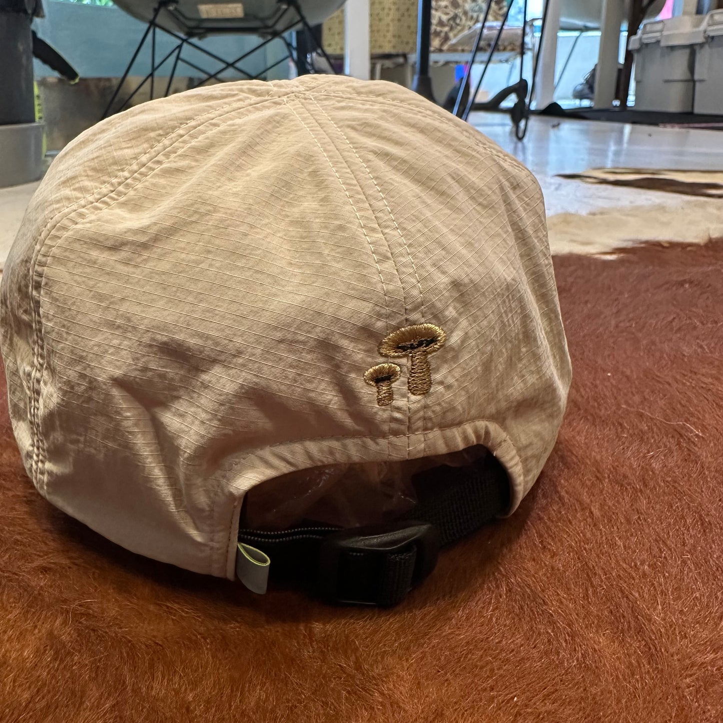 "MUSH BEAR CAP"