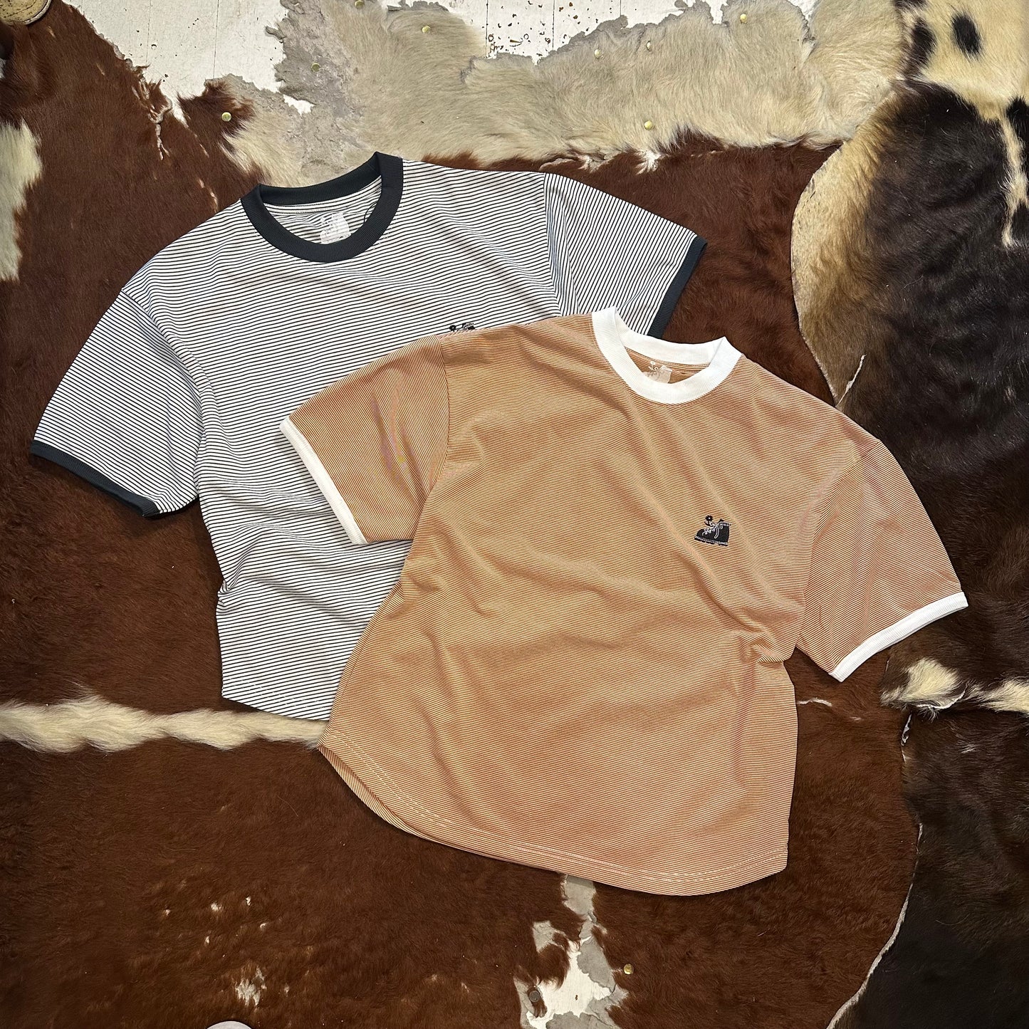 "HIKE BORDER TEE"
