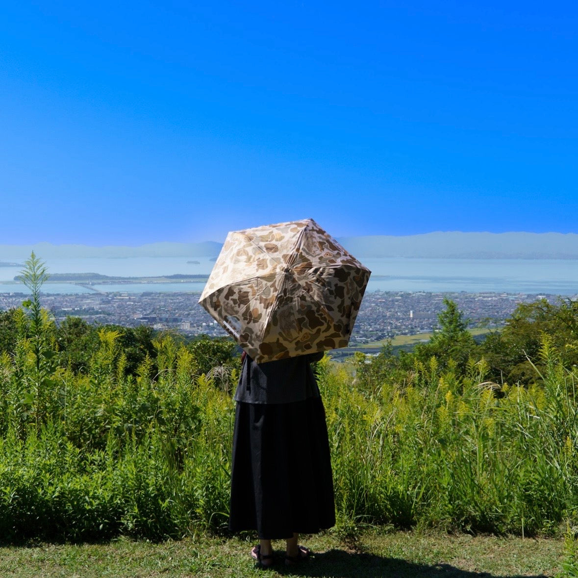 "TABI SHADE FOLD / PACKABLE UMBRELLA"