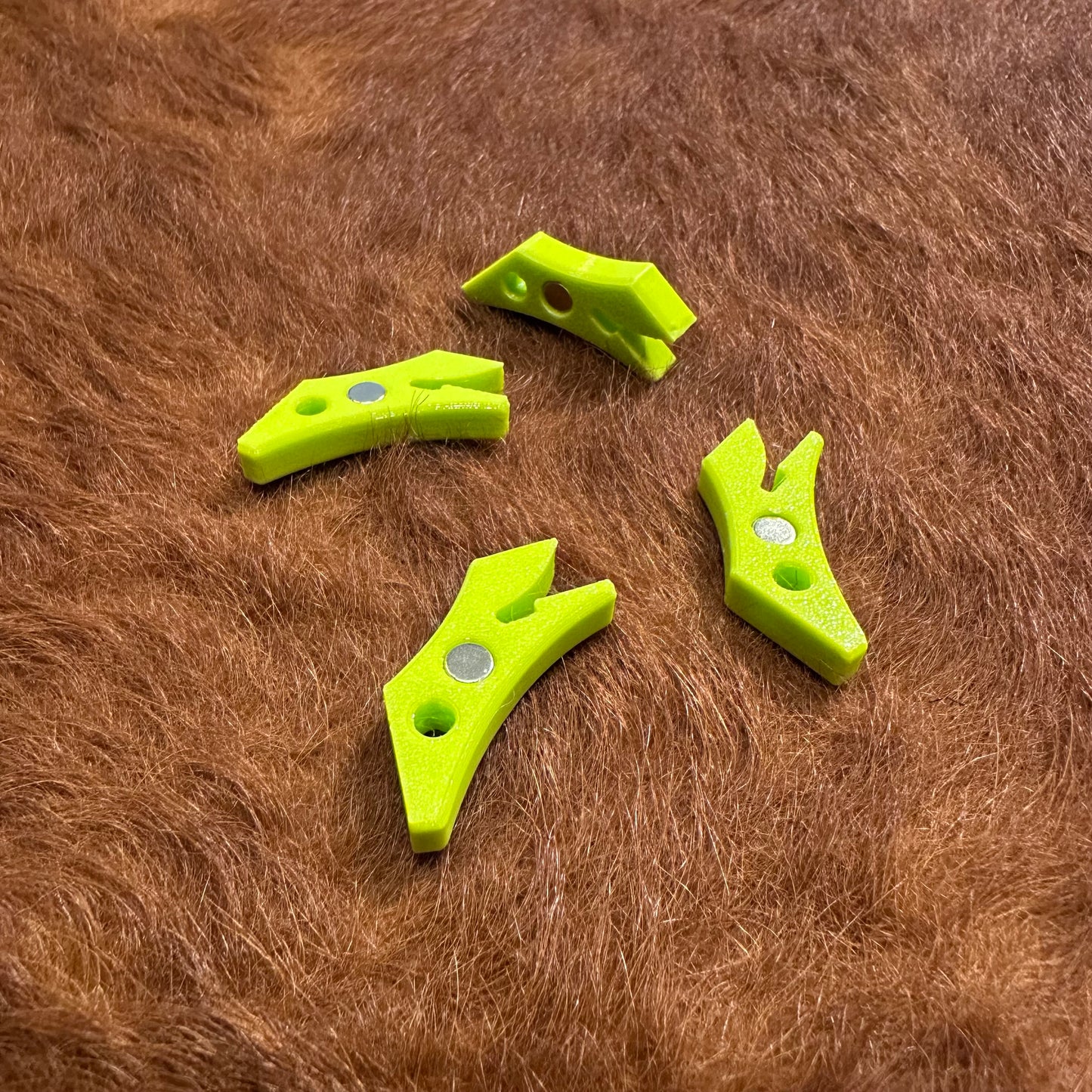"CLIP STABILIZER"