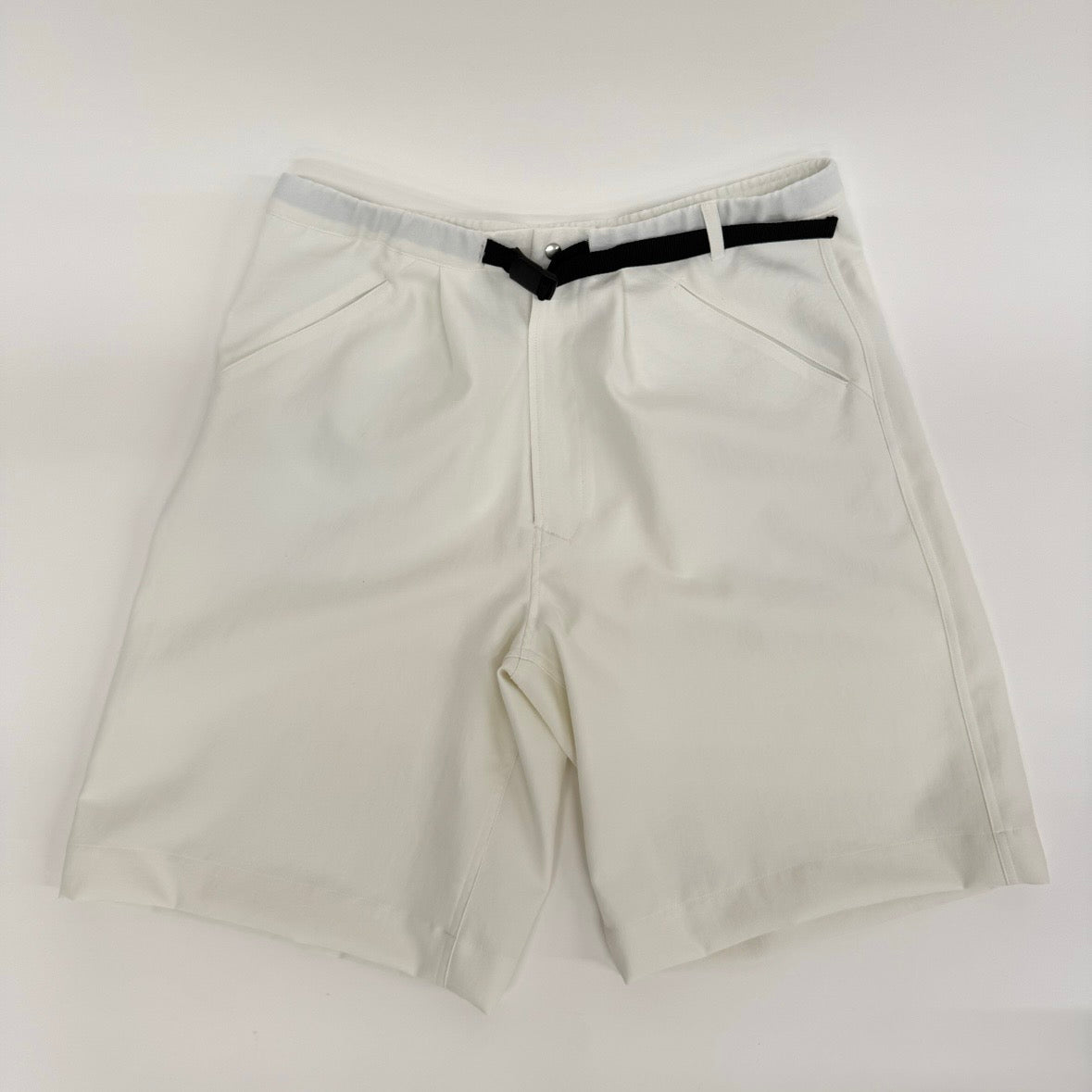 "HIKER GRUKHA SHORTS"