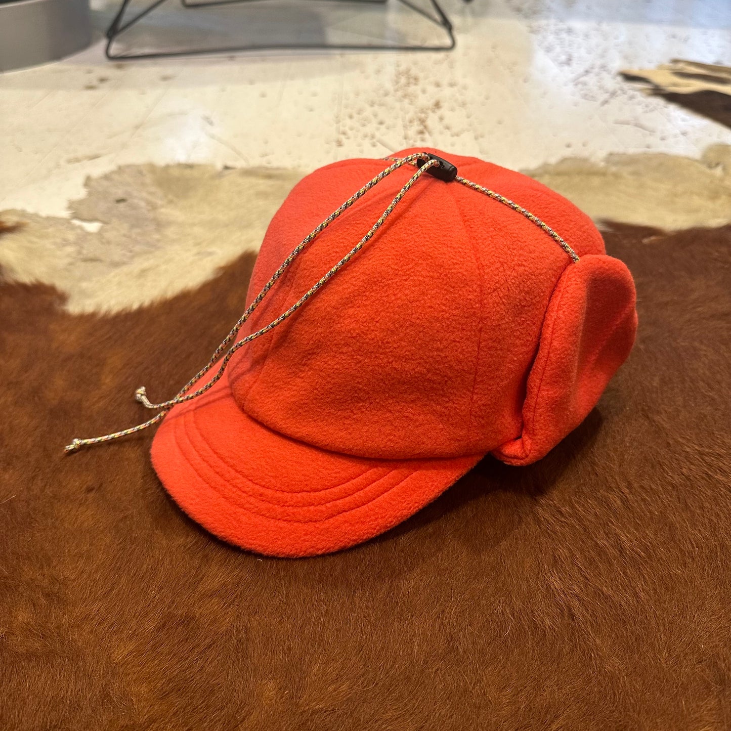 "LOCK FLAP CAP"