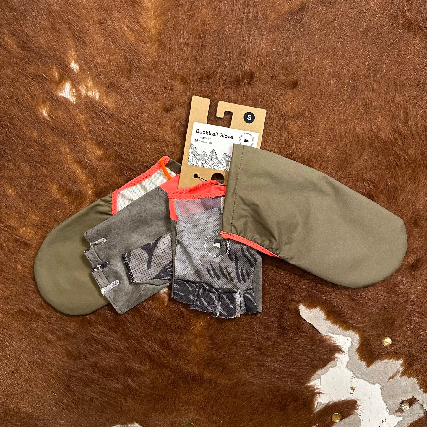 "BUCKTAIL GLOVE"