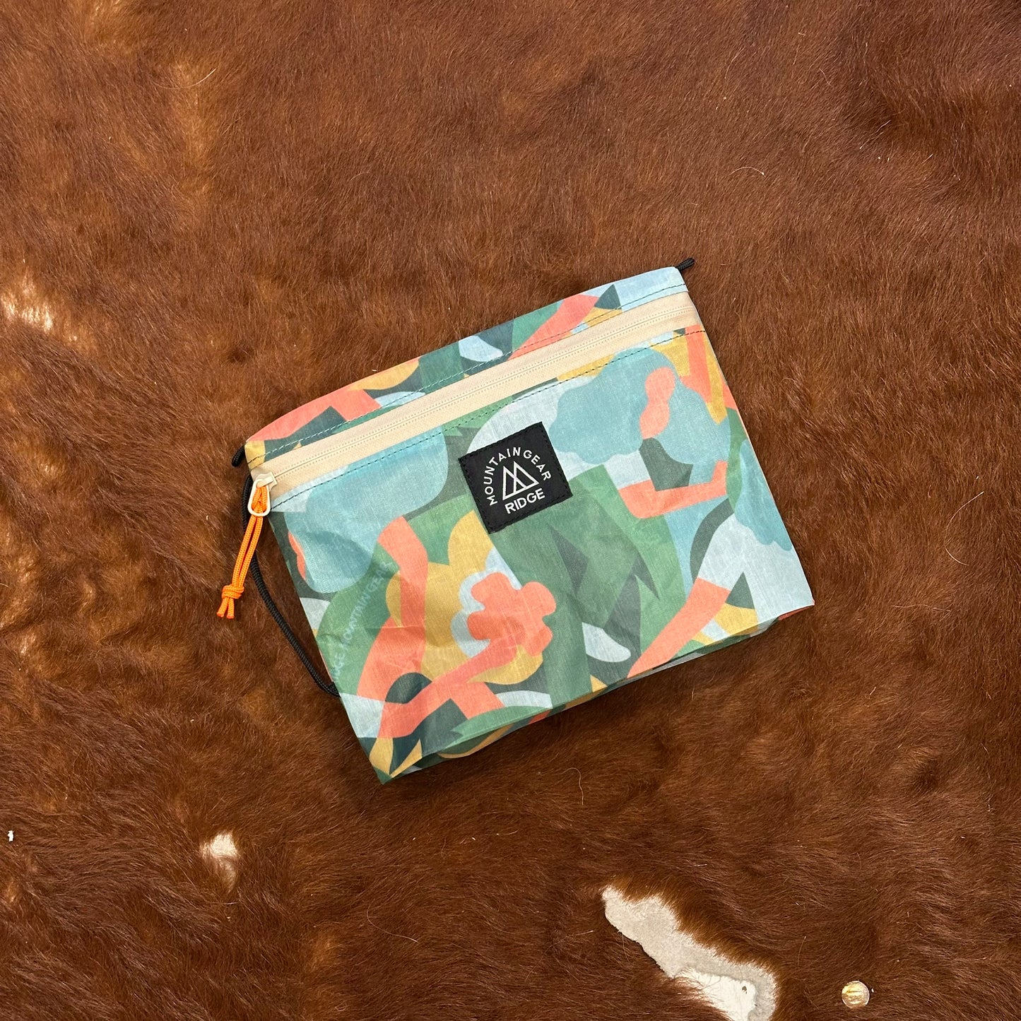 "JUN OSON x RIDGE / TRAVEL POUCH PLUS"