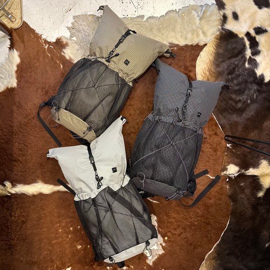 "GAYA ROLL TOP GRID MESH"