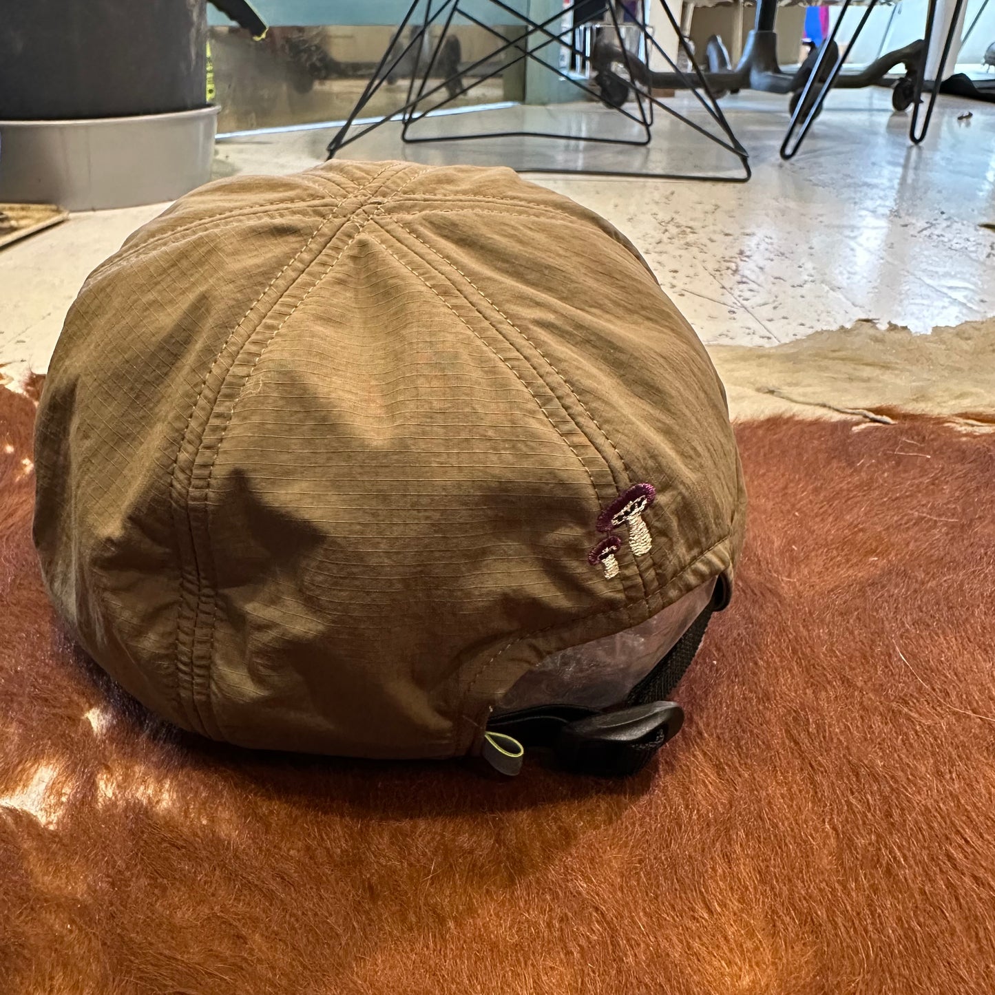"MUSH BEAR CAP"