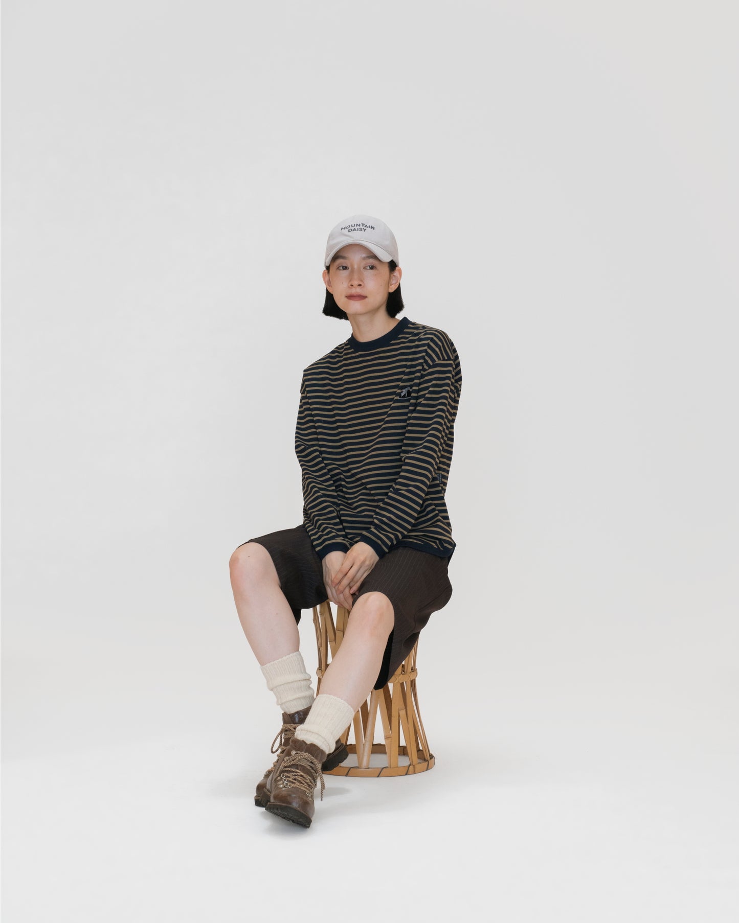 "HIKE BORDER NAGASODE TEE"