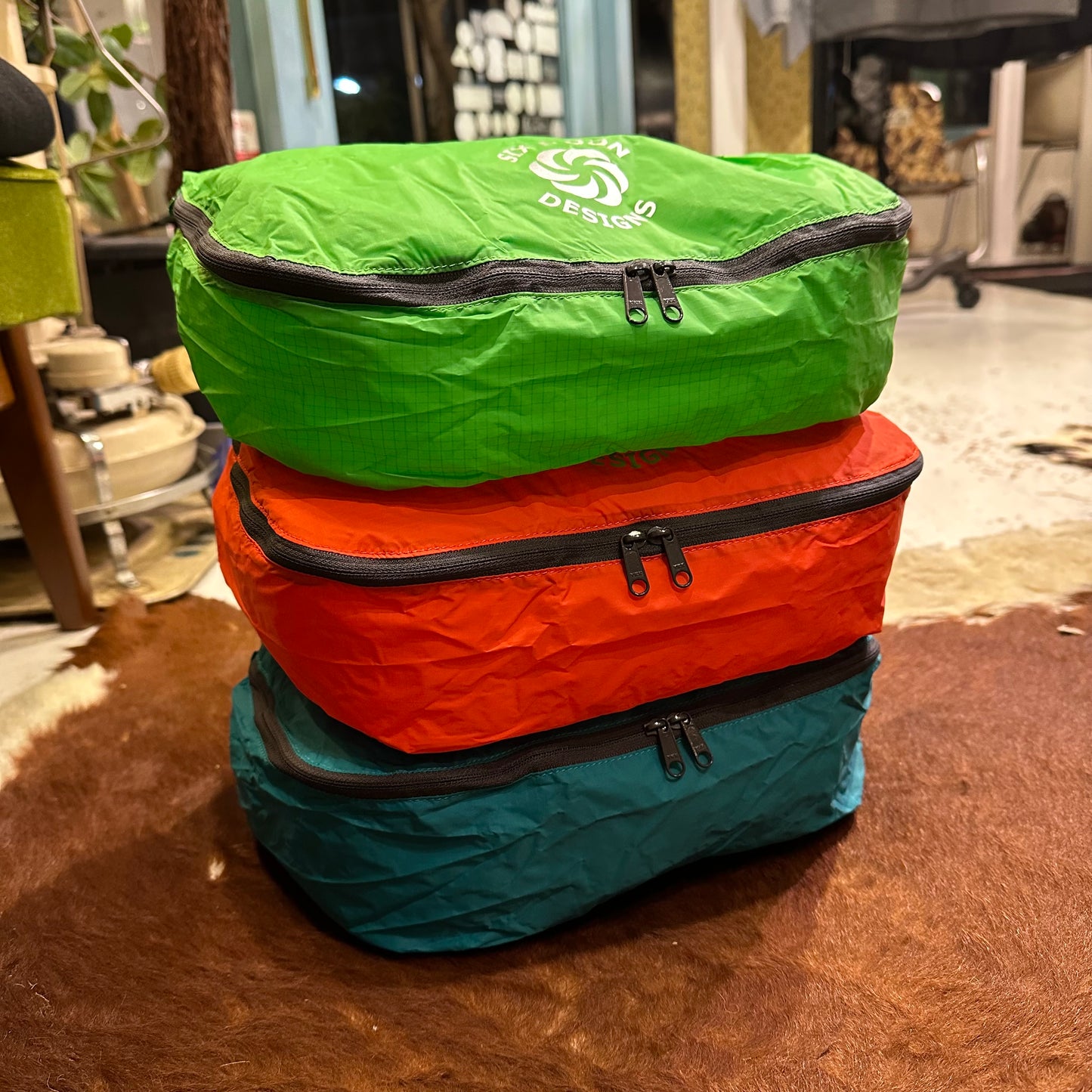 "MALTI-COLORED SMD L size PACKING PODS / 3PACK"