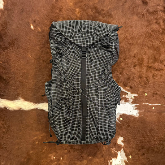 "JUHEUL / CAYL GRID"