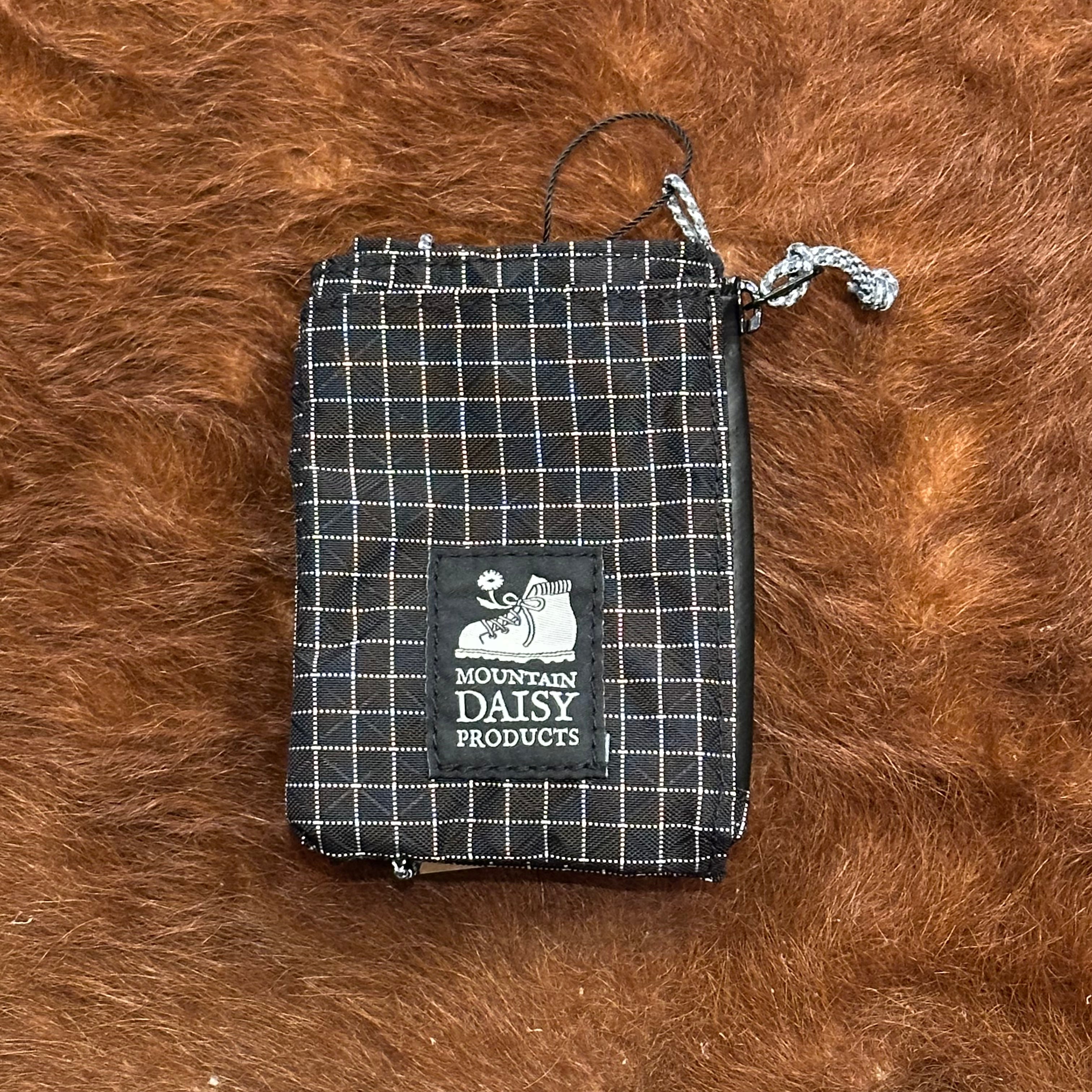 TRAIL WALLET