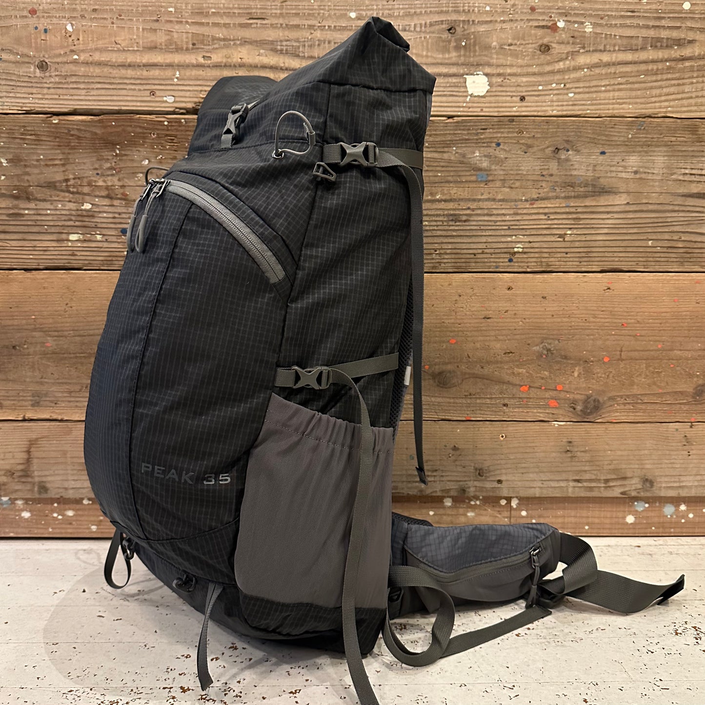 "PEAK 35L PACK"