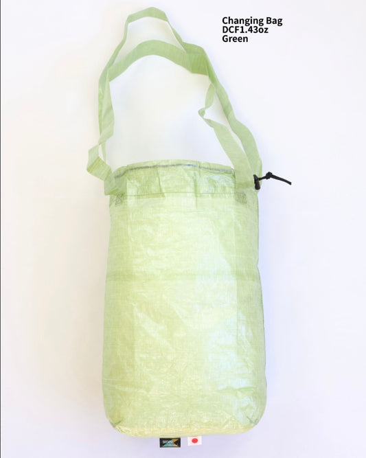 "CHANGING BAG"