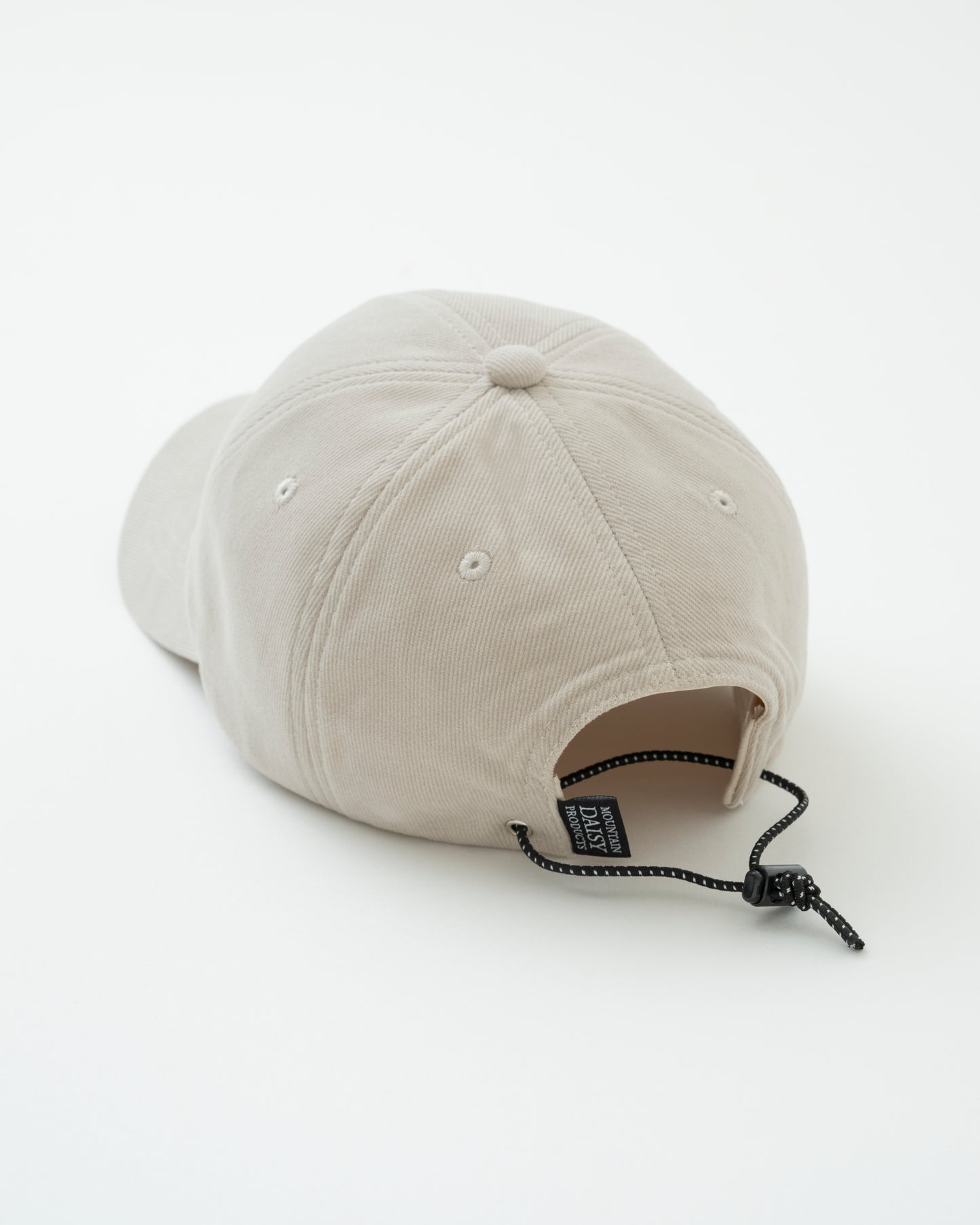 "MOUNTAIN DAISY CORDUROY CAP"