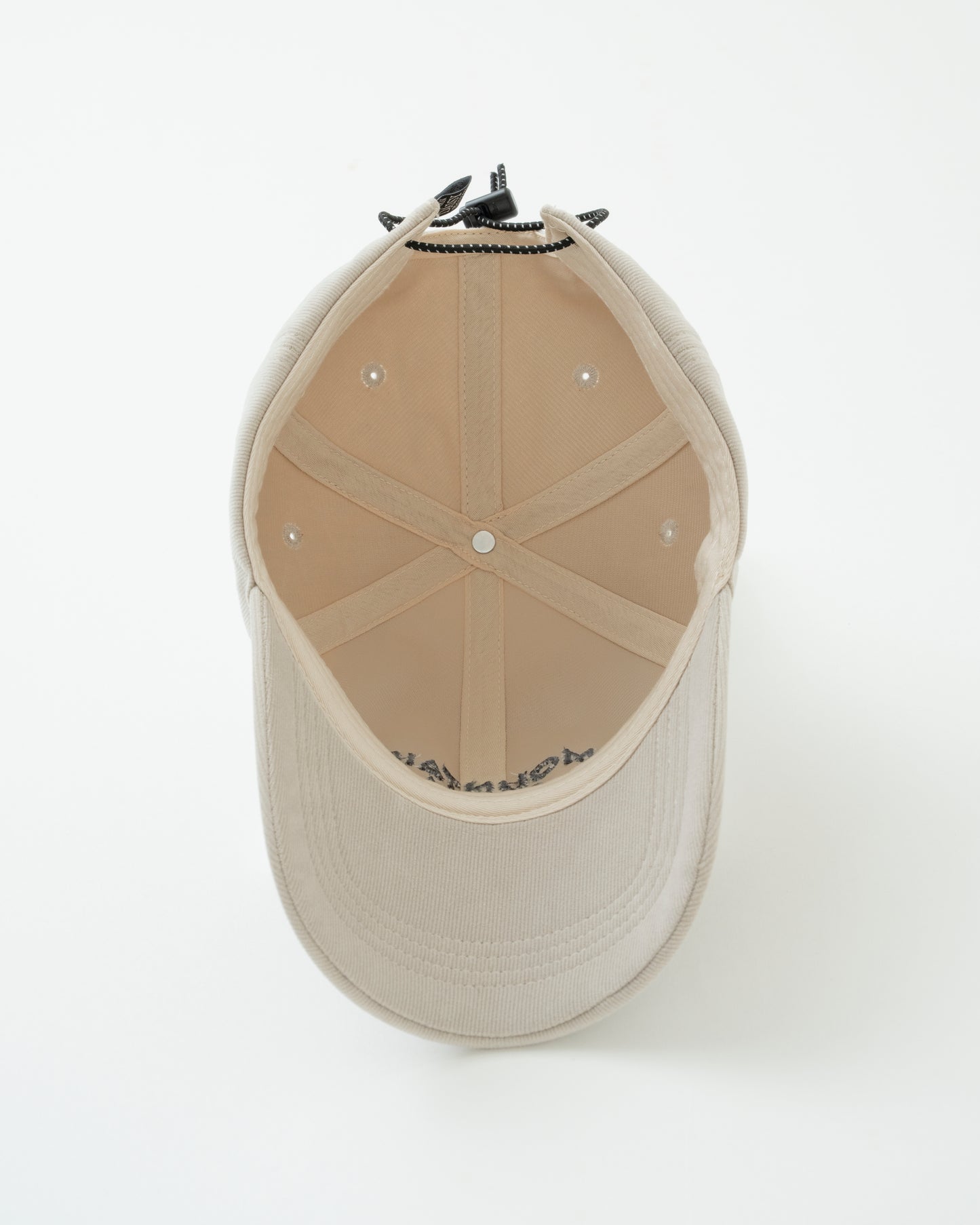 "MOUNTAIN DAISY CORDUROY CAP"