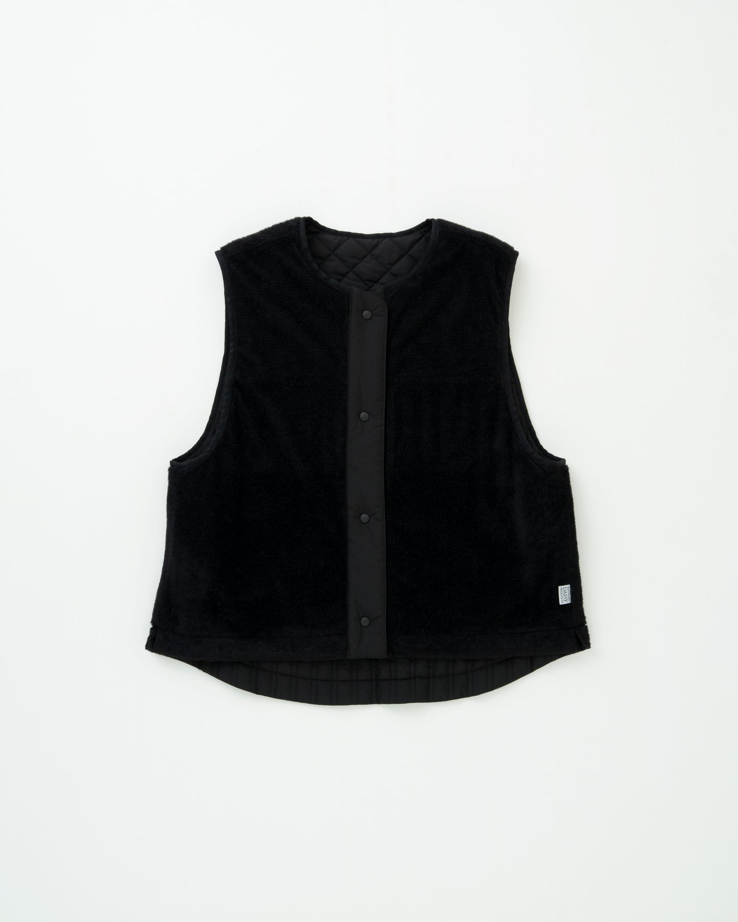 "OCTA REVERSIBLE VEST"
