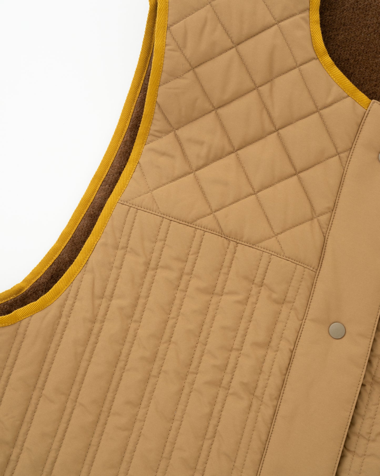 "OCTA REVERSIBLE VEST"
