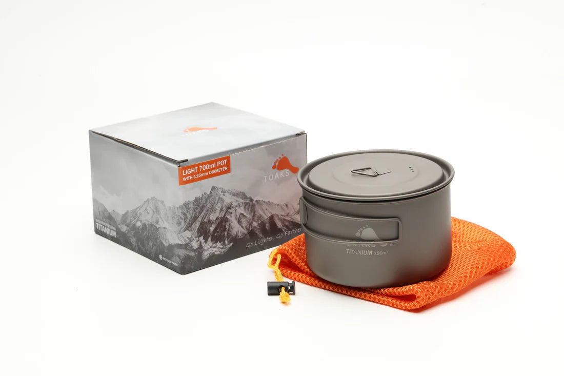 "ULTRALIGHT TITANIUM POT / 700ml"