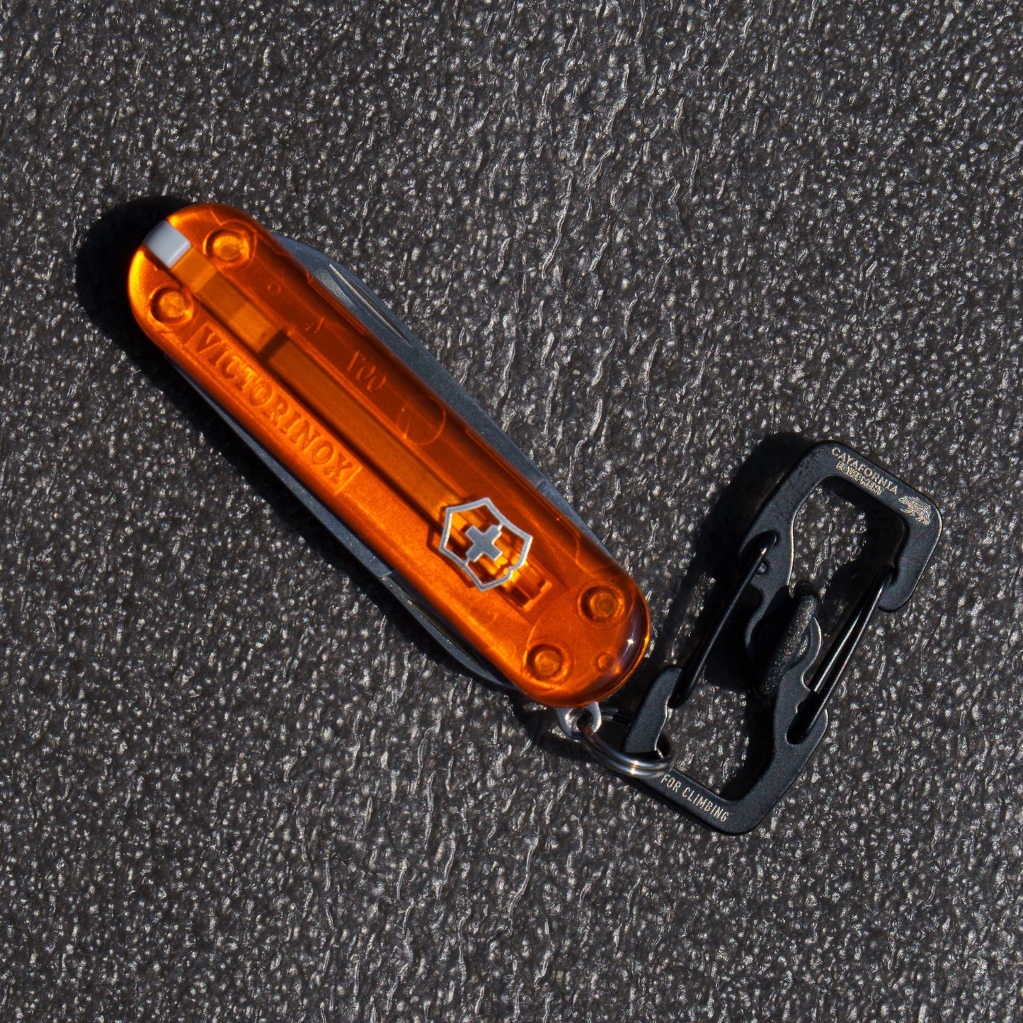 "TINY LOCK /  DON'T LOSE IT"