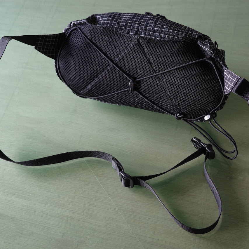 "TRAIL TANK FLIP LOCK / PATCH"