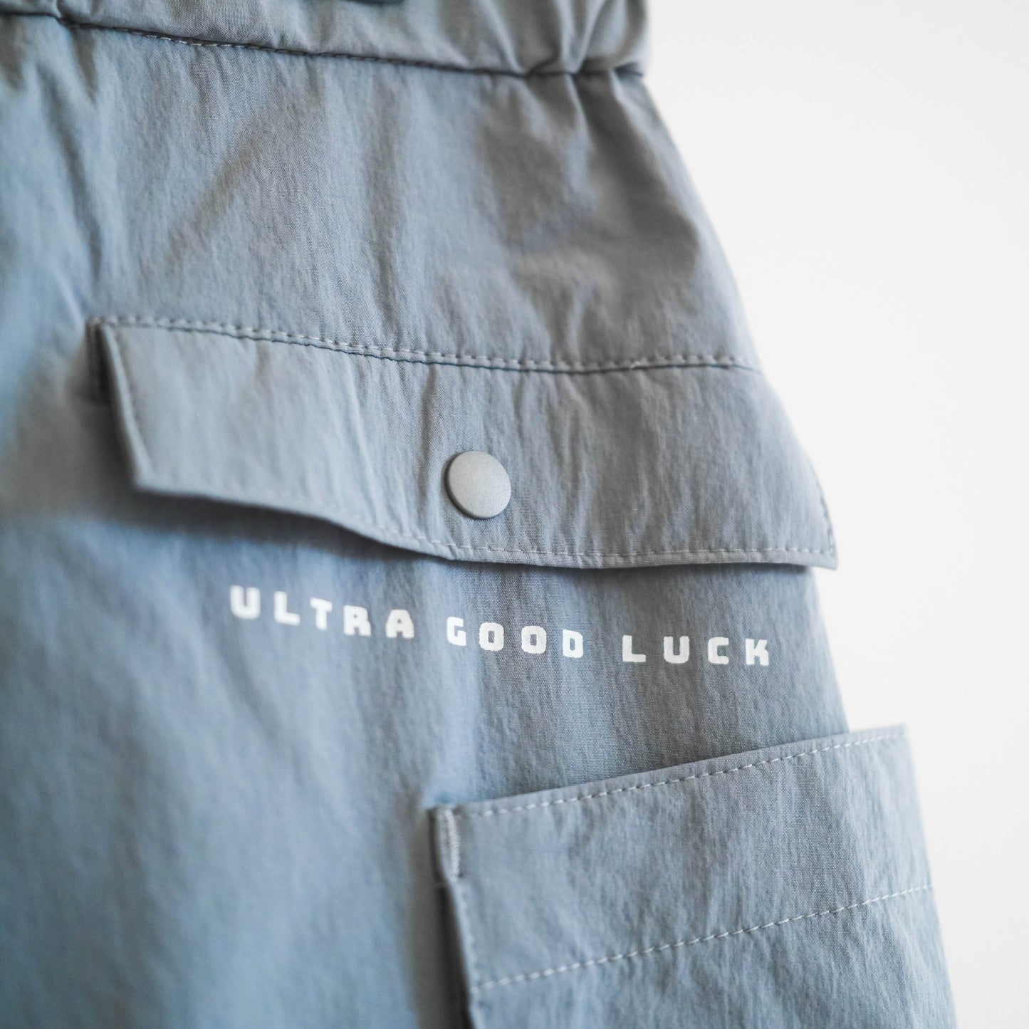 "RID SHELL PANTS / 2026 SPRING"