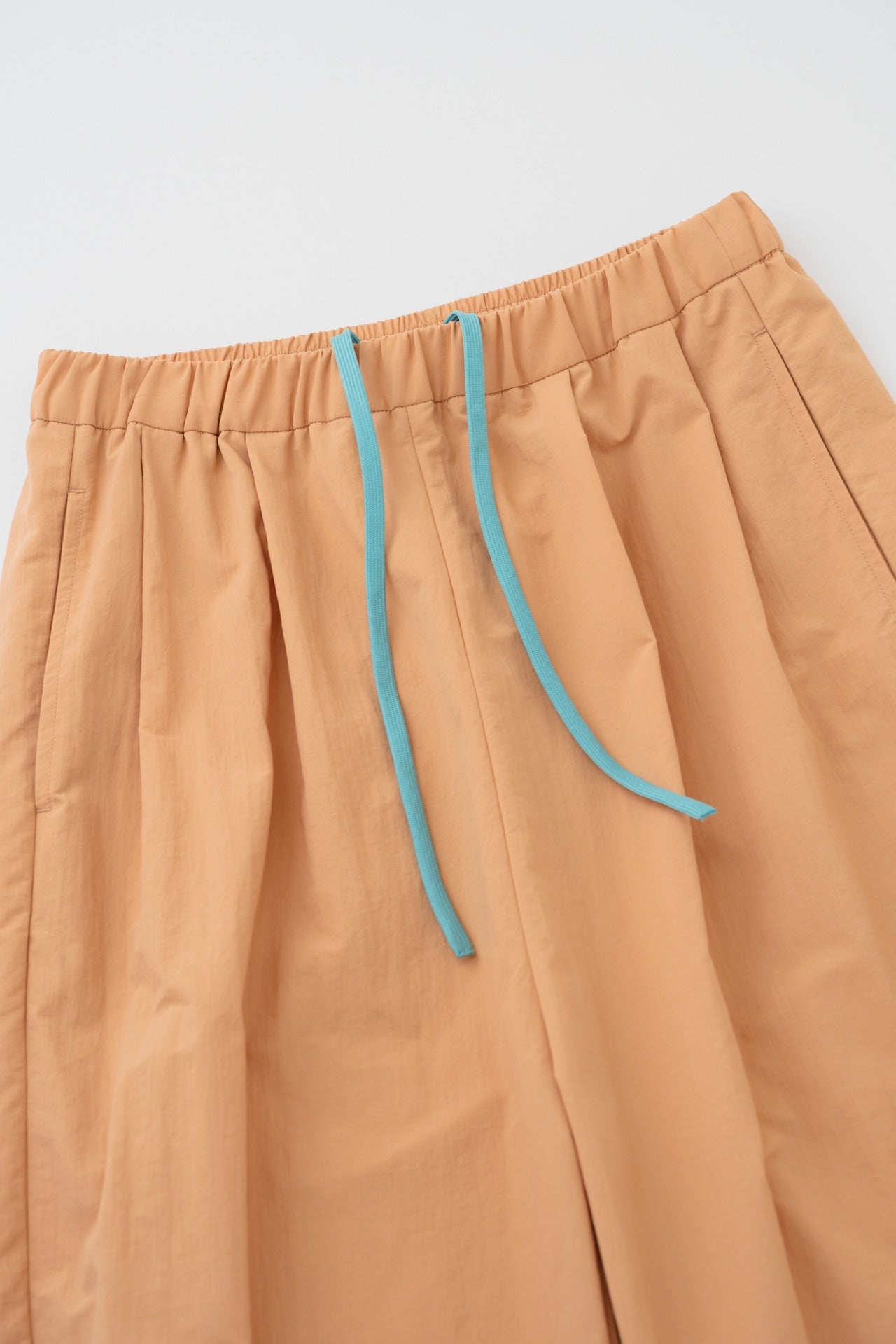 "YOHAKU BALL PANTS"