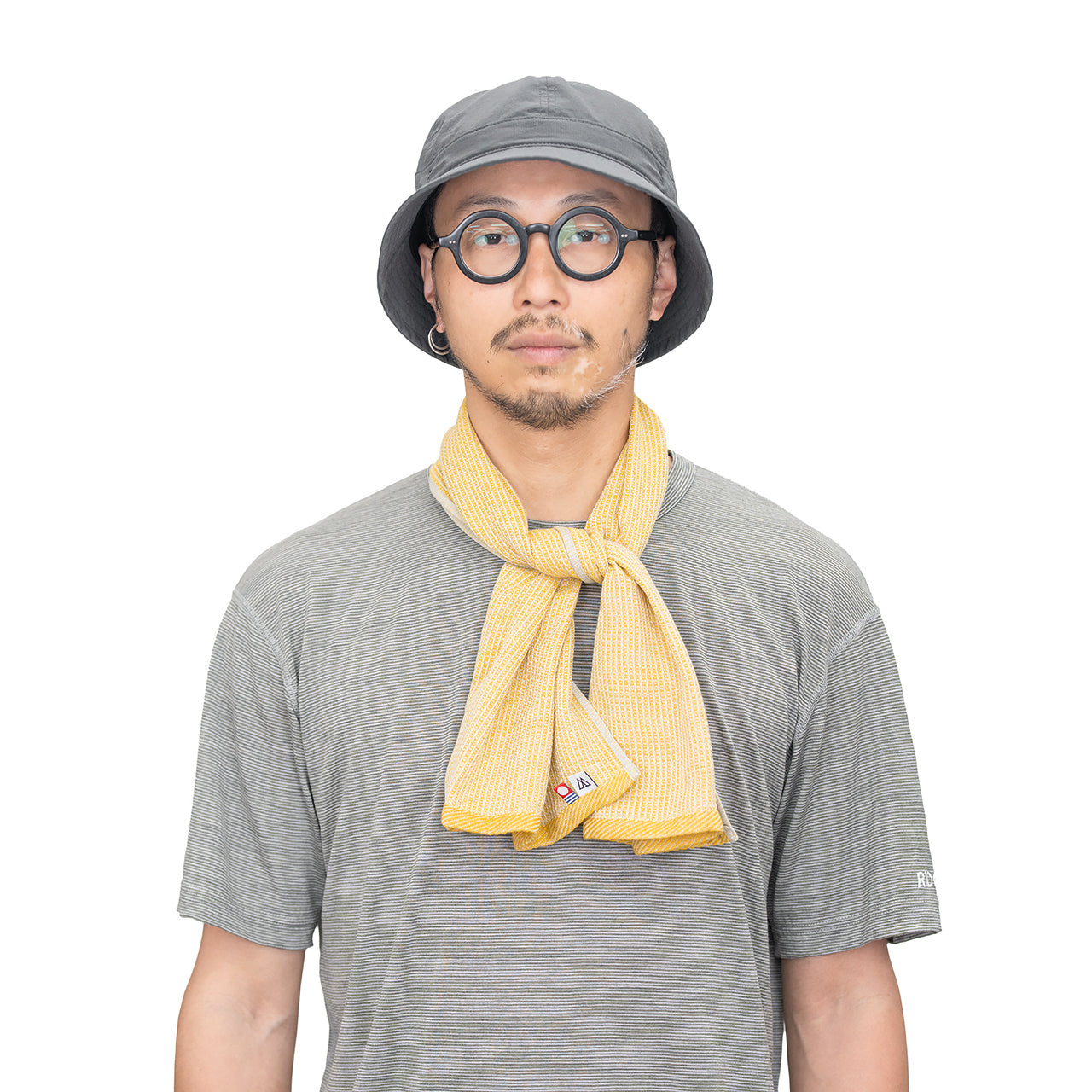 "WAFFLE NECK WRAP TOWEL"