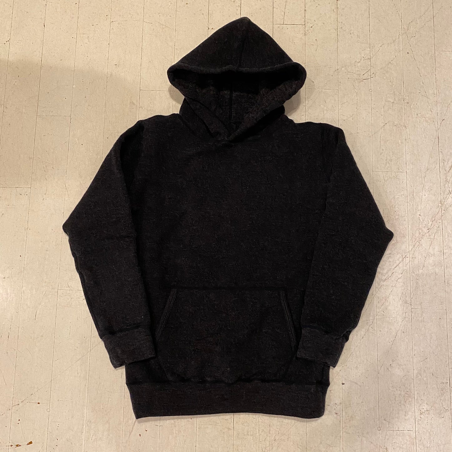 "PULLOVER HOODIE / CLASSIC"